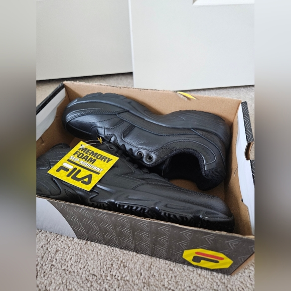 NEW IN BOX Fila Memory Workshift Slip Resistant Men's Shoes Black US Size 10.5 - Picture 11 of 11